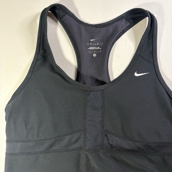 Nike Women’s Medium Black Sports Tank - Picture 3 of 11